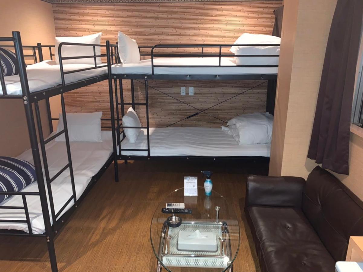 Uehonmachi Plaza Hotel (Adults Only) Осака Екстериор снимка